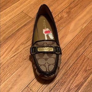 Coach flats. Brown and gold.